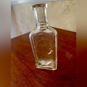 Vintage singer sewing machine glass bottle 1930’s